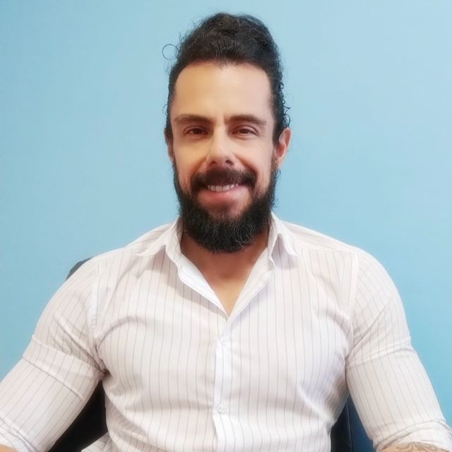 Mauricio Eugenio Díaz Cruz, Psicólogo Guanajuato