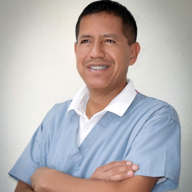 Ismael Avila, Dentista - Odontólogo Guadalupe