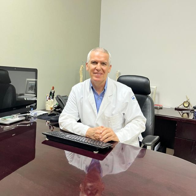 Sergio Martinez Loya, Ortopedista Chihuahua