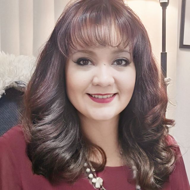 Elena Vázquez Gargallo, Terapeuta complementario Miguel Hidalgo