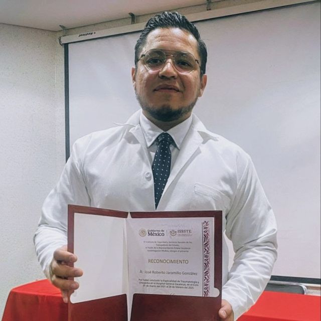 Roberto Jaramillo Gonzalez, Ortopedista San Luis Potosi
