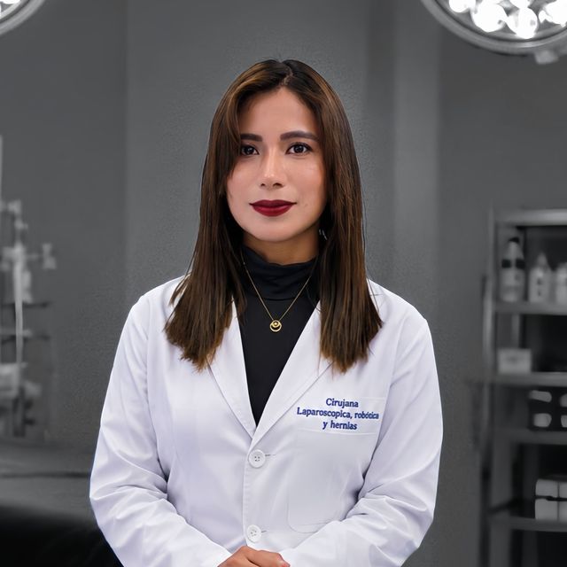 Elizabeth Charrez Guerrero, Cirujano general Pachuca