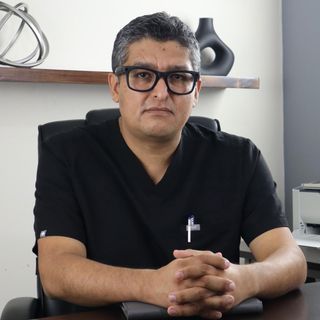 Ampliar imagen: David Plata Rodríguez, Cirujano oncólogo Xalapa