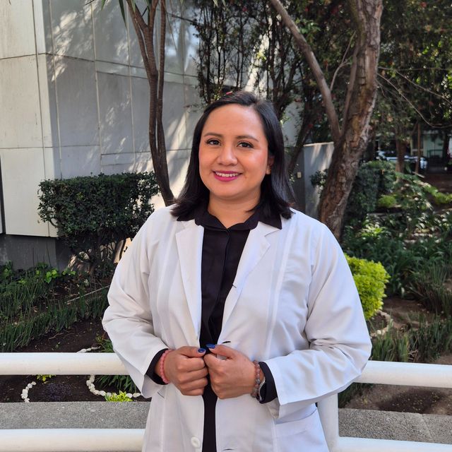 Laura Beatriz Salas López, Especialista en Rehabilitación y Medicina Física Coyoacán