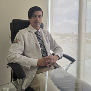 Ampliar imagen: Diego Antonio Mendoza Revilla, Alergólogo Santiago de Querétaro