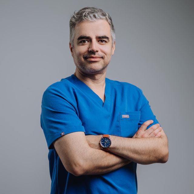 Jose Alberto Arvizu Flores, Neurocirujano Hermosillo