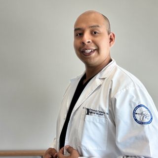 Ampliar imagen: Carlos Calderon, Traumatólogo Coyoacán