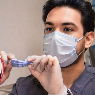 Ampliar imagen: Roberto carlos Gonzalez Díaz , Dentista - Odontólogo Ensenada