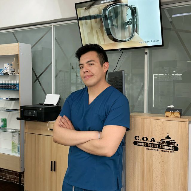 Ricardo David Riego Mitra, Optometrista Atizapán de Zaragoza