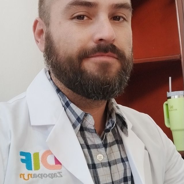 Salvador Tadeo Rivera Verduzco, Médico general Zapopan