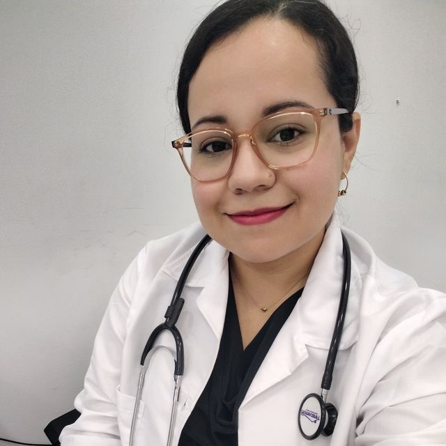 Alejandra Martínez, Médico general Guadalupe