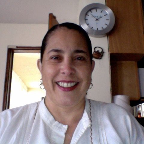 María Irene Romero Valdez, Ginecólogo Ensenada