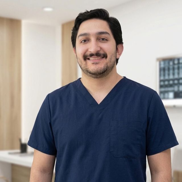 Omar Alejandro Rivera Salazar, Urólogo Ciudad de México