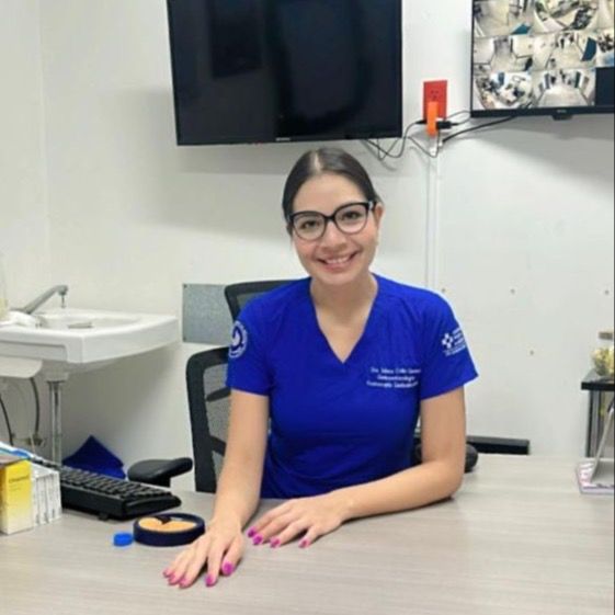 Julieta Colin Garnica, Gastroenterólogo Ensenada