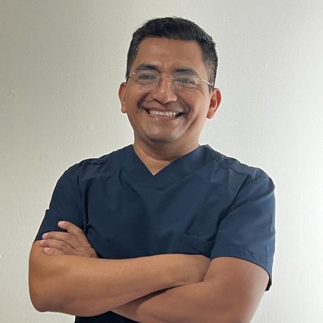 Jesus Alejandro Morales Garcia, Cirujano maxilofacial Zapopan