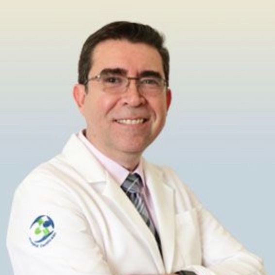 Carlos Alberto Garcia Bueno, Gastroenterólogo pediátrico Sinaloa