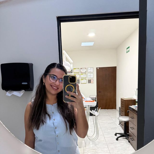 Miriam Carmona, Dentista - Odontólogo Victoria de Durango