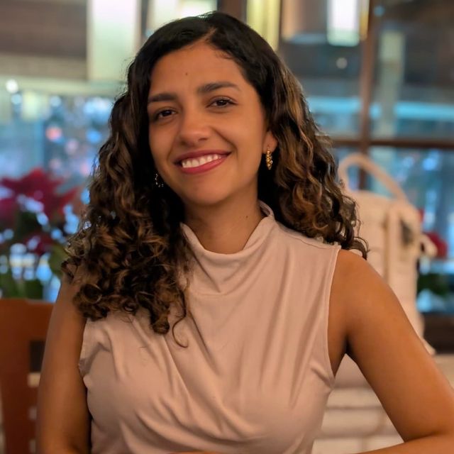 Katia Hinojosa Flores, Oncólogo médico Guadalajara