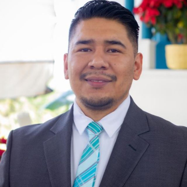 Ethan Flores Herrera, Psicólogo Morelos