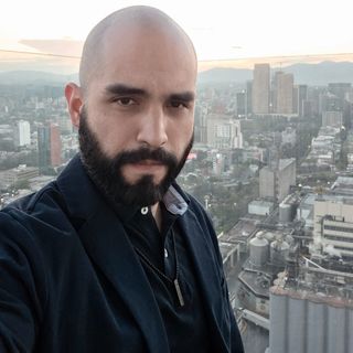 Dr. Carlos Alberto Anzures Muñoz