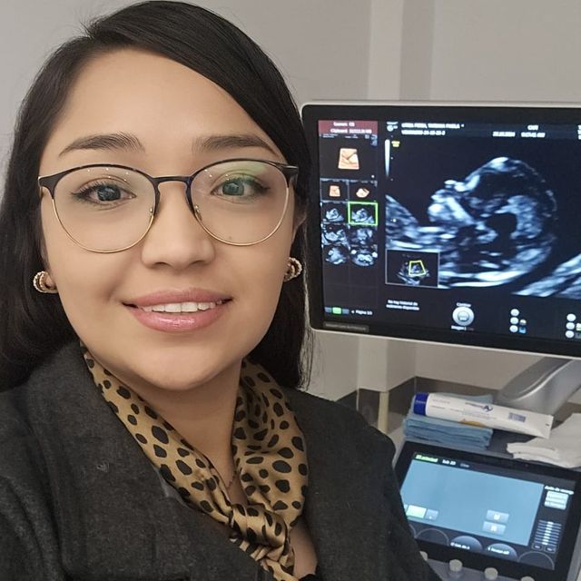 Ivon Giselle Sánchez Pons, Ginecólogo Ciudad de México