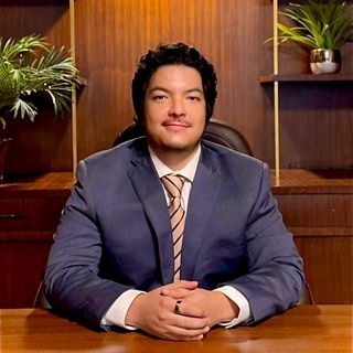 Ampliar imagen: Saúl Alejandro Vázquez Guevara, Reumatólogo Monterrey