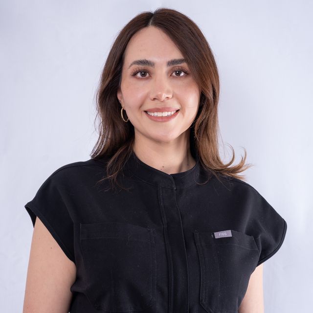 Mónica Reyes, Otorrinolaringólogo Benito Juárez