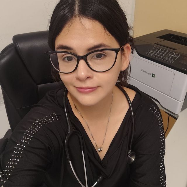 Salyme Paz Manifacio, Internista Aguascalientes