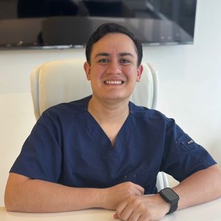 Ampliar imagen: Alberto Gómez Orozco, Médico general Magdalena Contreras