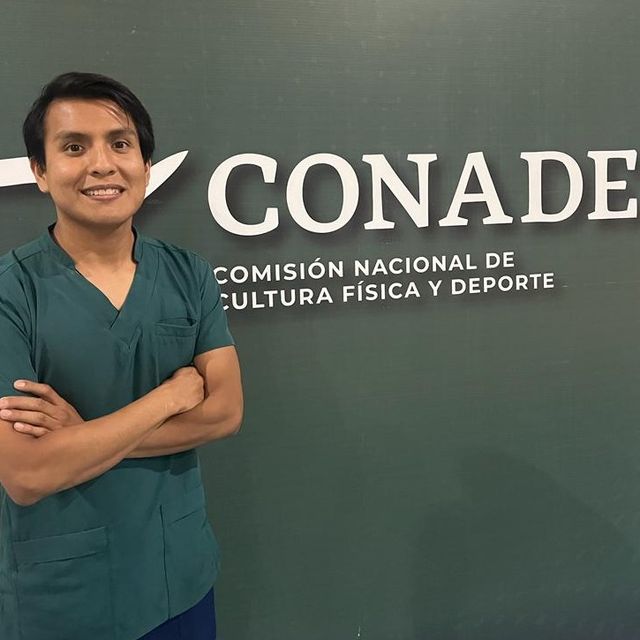 Esteban Adrian Carmona Castañeda, Fisioterapeuta Nezahualcóyotl