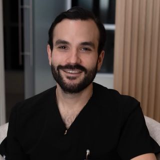 Javier Andrade Garduño, Cirujano plástico Ciudad de México