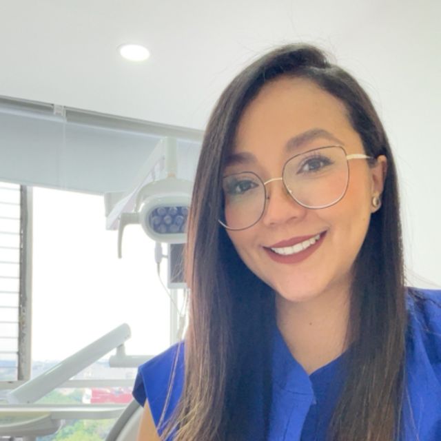 Michelle Rivera, Dentista - Odontólogo Cuauhtémoc