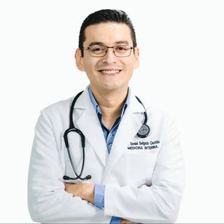 Ampliar imagen: Daniel Delgado Castillo, Internista La Paz
