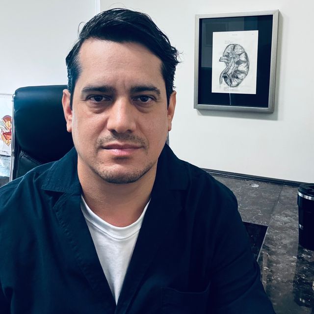 Sergio Urrutia, Urólogo Monterrey