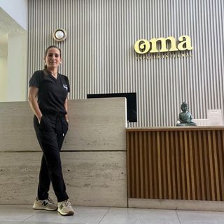 Ampliar imagen: Gabriela Alejandra Flores Cueva, Dentista - Odontólogo Zapopan