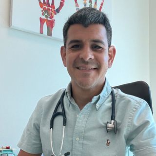 Hernán Vázquez González, Internista Monterrey
