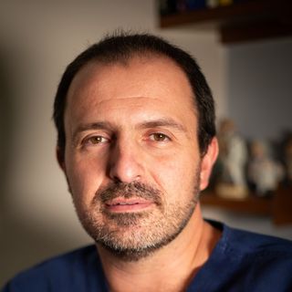 Dr. Jorge Farell Rivas