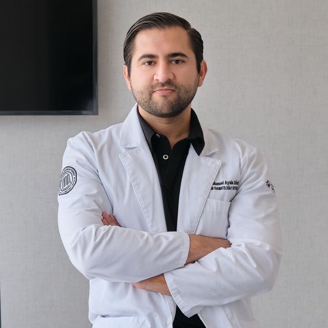 Carlos M Ayala Dávila, Traumatólogo Monterrey