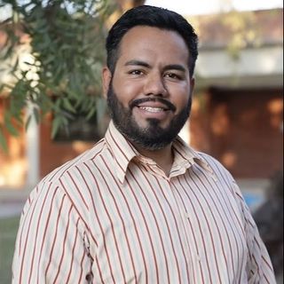 Ampliar imagen: Alfredo Martínez, Psicólogo Mexicali