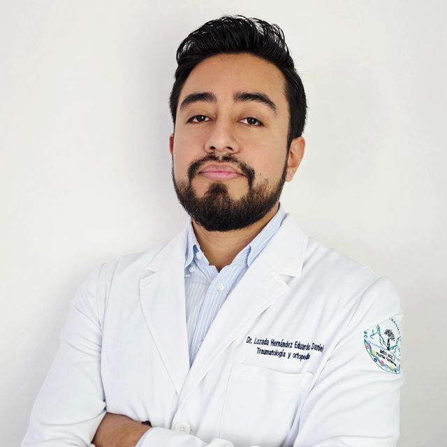Daniel Lozada, Ortopedista Mérida
