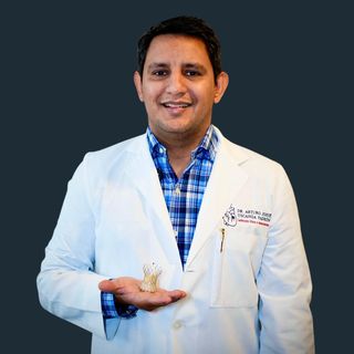 Dr. Arturo Josué Uscanga Padrón