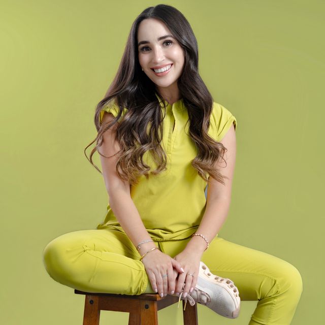 Roxana Gurrola, Dentista - Odontólogo Mexicali