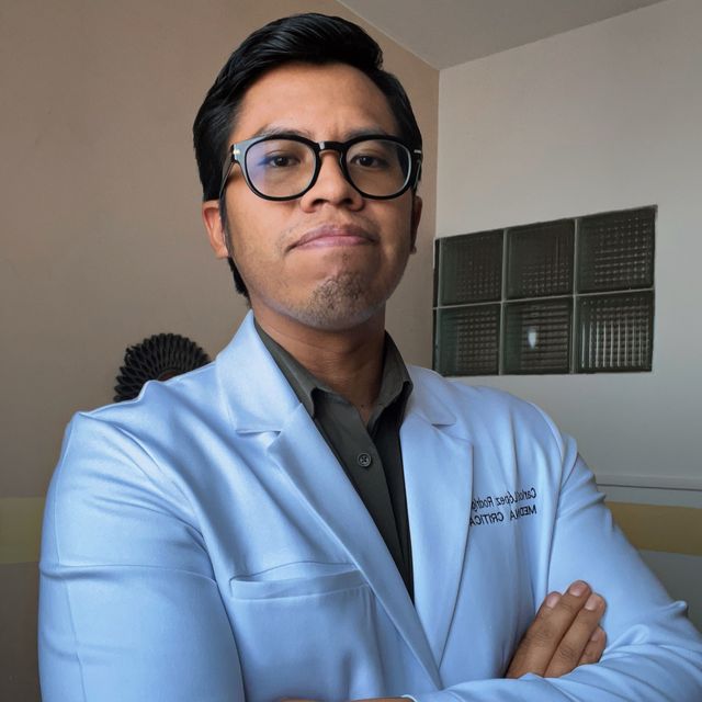 Carlos Enrique López Rodríguez, Internista Huamantla