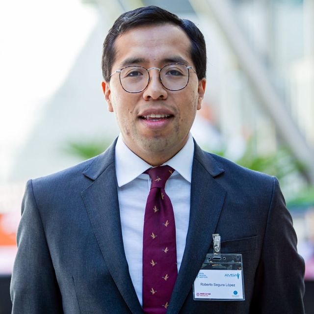 Roberto Segura López, Neurocirujano Hermosillo