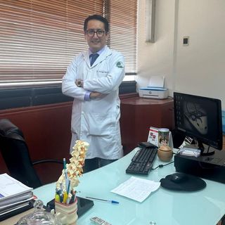 Ampliar imagen: Santiago Ramirez Hernandez, Ortopedista Ciudad de México