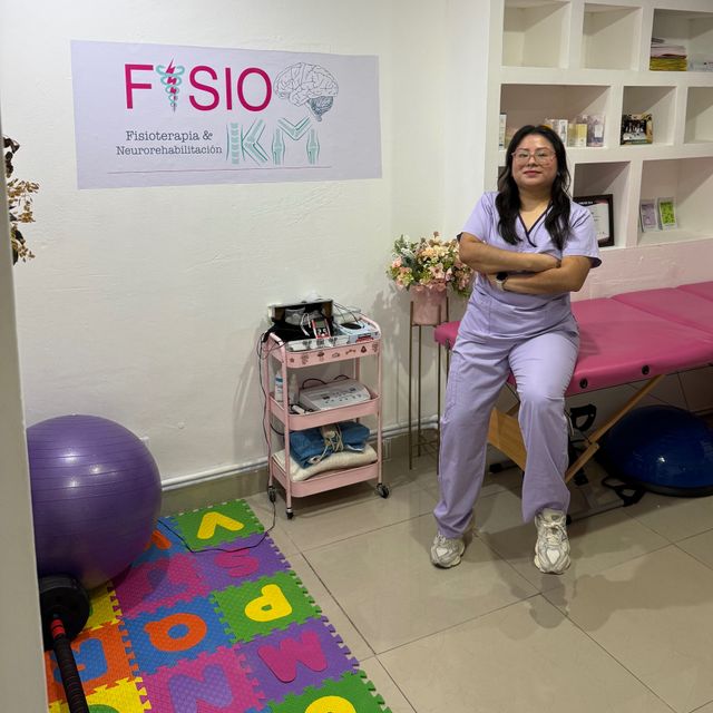 Karis Rayon Santiago, Fisioterapeuta Villahermosa