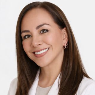 Fabiola Peralta Galindo, Endocrinólogo pediátrico Puebla