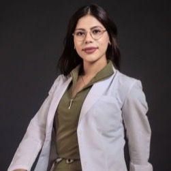 Norma Alicia Moreno Hernández, Ginecólogo León