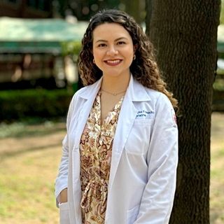 Ampliar imagen: Cynthia Fosado Domínguez, Geriatra Ciudad de México