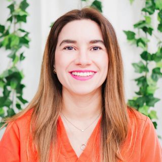 Rosela Alexandra Olea Gutiérrez, Ginecólogo Mexicali